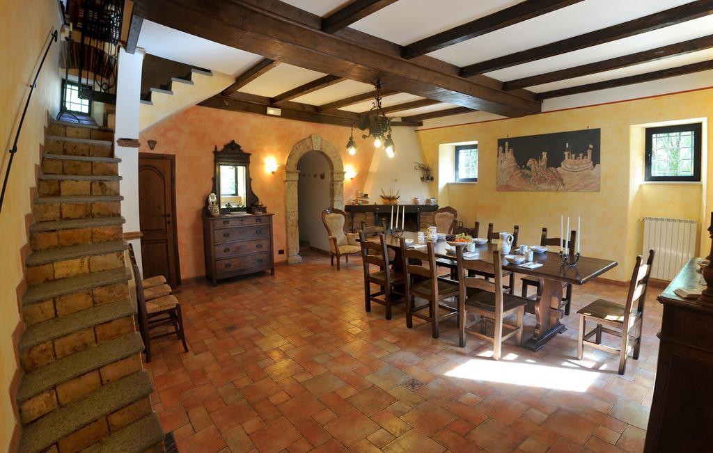 L'Antica Mola Βίλα Castel Madama Δωμάτιο φωτογραφία